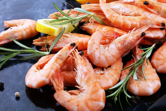 Medium Size Fresh Prawns (Eral)
